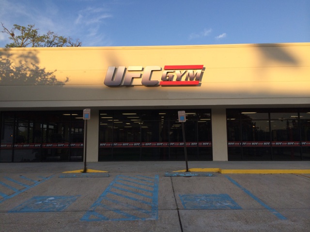 Install sign Metairie channel letters for UFC Gym